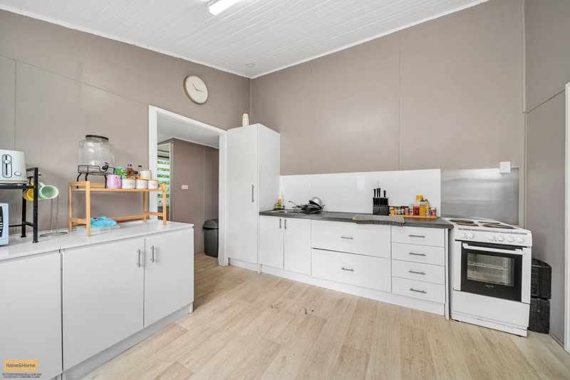 Photo - 59 Mourilyan Road, East Innisfail QLD 4860 - Image 12