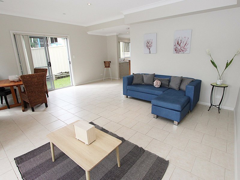 Photo - 5/9 Muir Street, Harrington NSW 2427 - Image 3