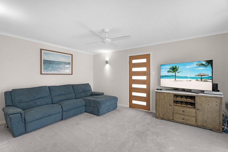 Photo - 59 Murphy Street, Point Vernon QLD 4655 - Image 3