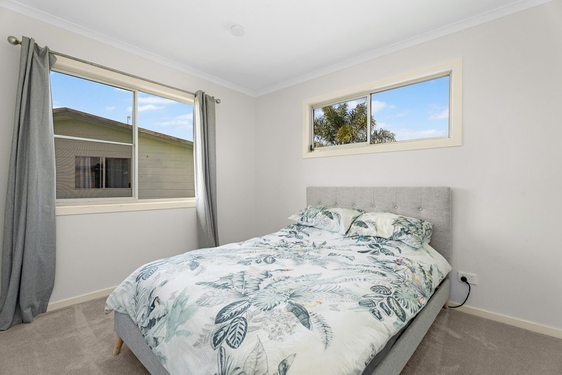 Photo - 59 Murphy Street, Point Vernon QLD 4655 - Image 7
