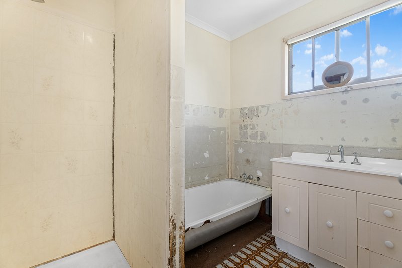 Photo - 59 Murphy Street, Point Vernon QLD 4655 - Image 10