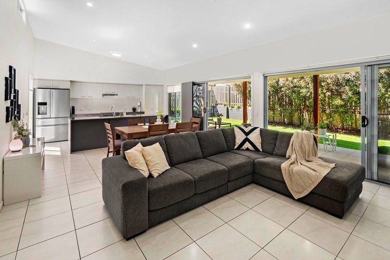 Photo - 59 O'Doherty Circuit, Nudgee QLD 4014 - Image 2