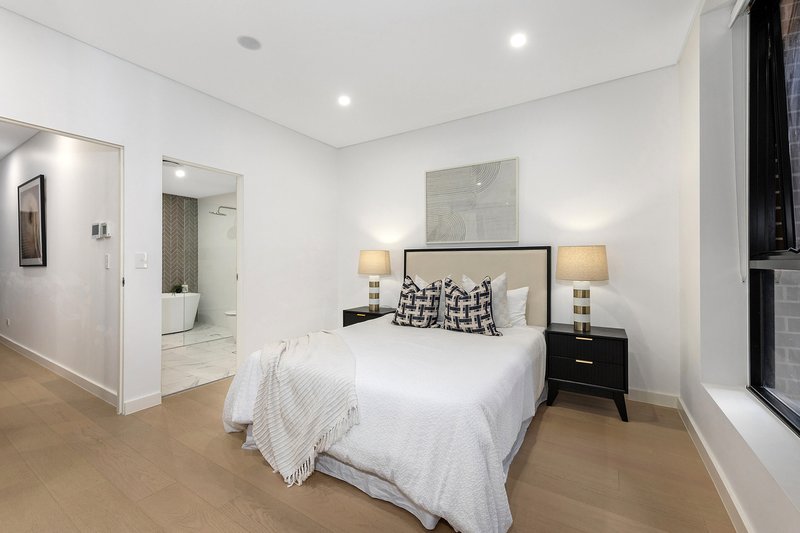 Photo - 5/9 Pacific Highway, Wahroonga NSW 2076 - Image 5