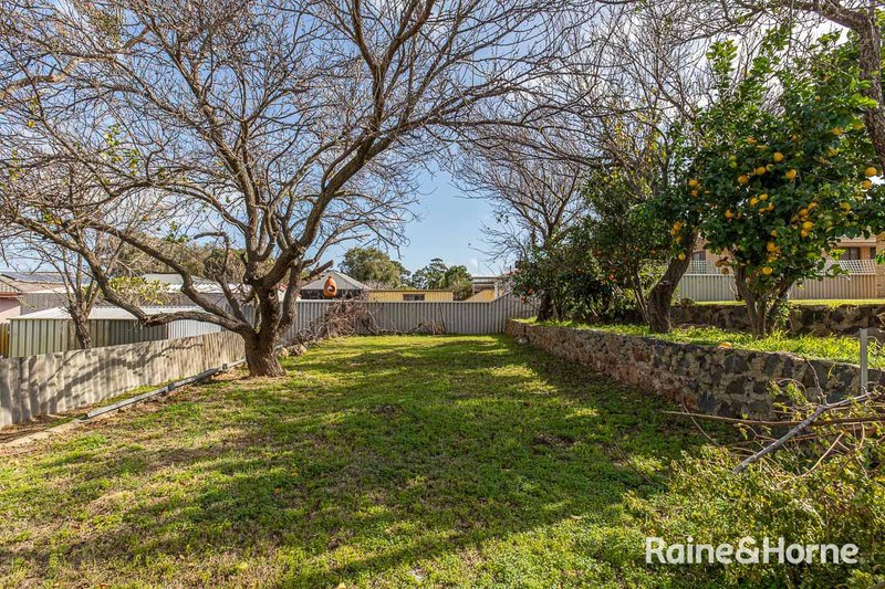 Photo - 59 Petherick Street, East Bunbury WA 6230 - Image 21