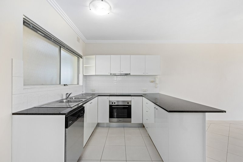 Photo - 5/9 Pitt Street, Mortdale NSW 2223 - Image 2