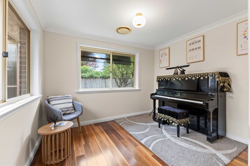 Photo - 59 Quarter Sessions Road, Westleigh NSW 2120 - Image 8