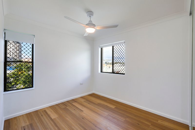 Photo - 5/9 Railway Street, Southport QLD 4215 - Image 12