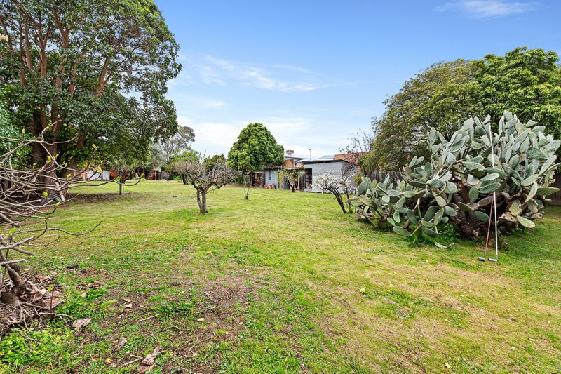 Photo - 59 Reid Street, South Morang VIC 3752 - Image 13