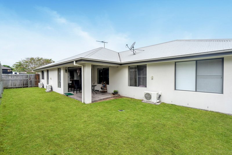 Photo - 59 Ridgevale Boulevard, Holmview QLD 4207 - Image 11