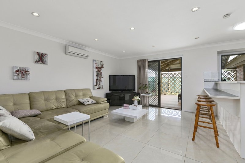 Photo - 59 Riesling Street, Thornlands QLD 4164 - Image 5