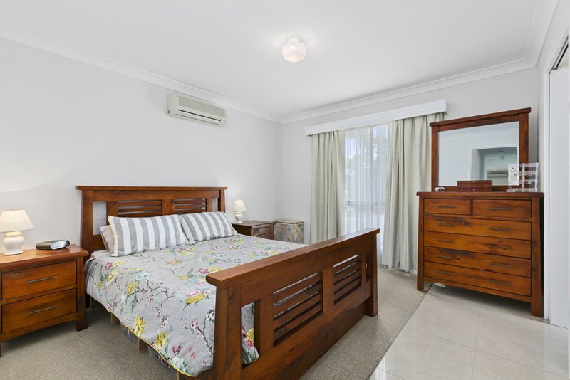 Photo - 59 Riesling Street, Thornlands QLD 4164 - Image 6