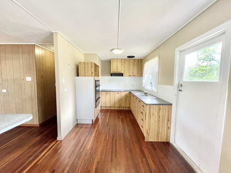 Photo - 59 Roe Street, Miriam Vale QLD 4677 - Image 2