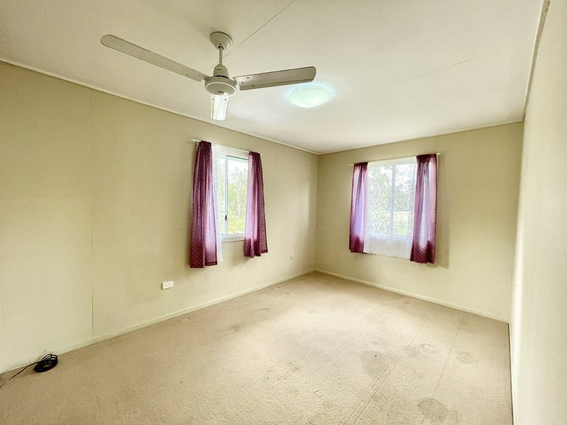 Photo - 59 Roe Street, Miriam Vale QLD 4677 - Image 11