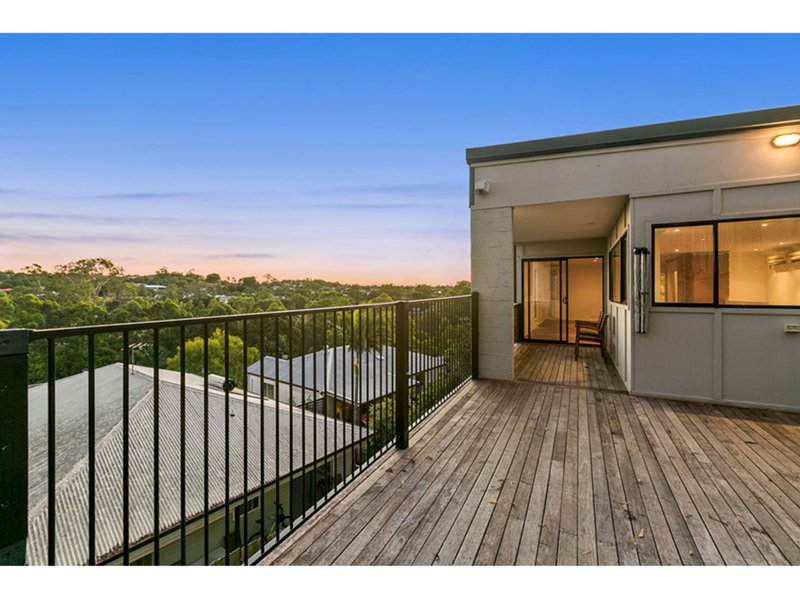 Photo - 59 Roseglen St , Greenslopes QLD 4120 - Image 14