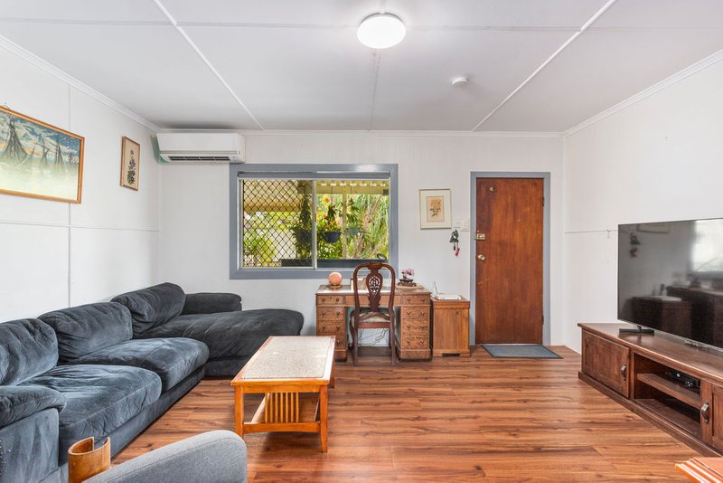 Photo - 59 Rowland Terrace, Coalfalls QLD 4305 - Image 5