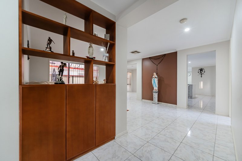 Photo - 59 Sandover Drive, Roxburgh Park VIC 3064 - Image 2
