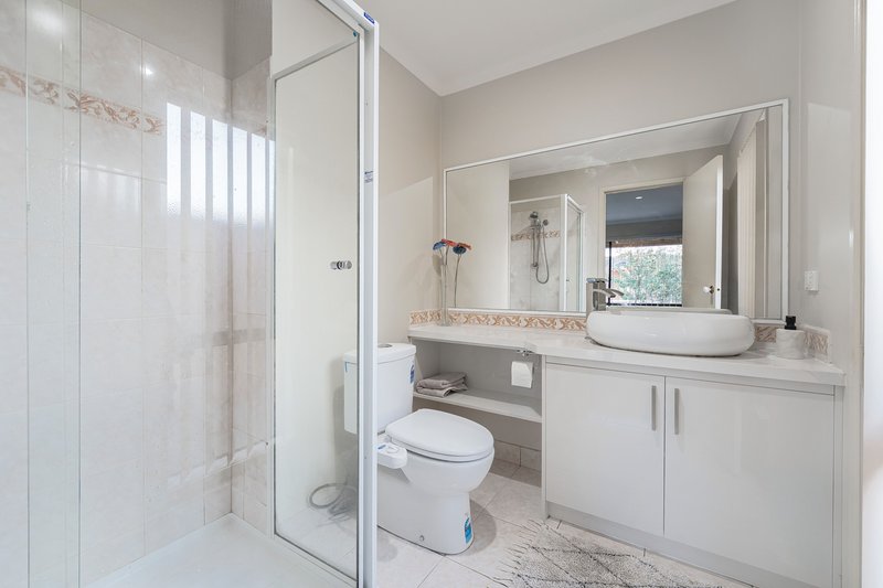 Photo - 59 Sandover Drive, Roxburgh Park VIC 3064 - Image 15