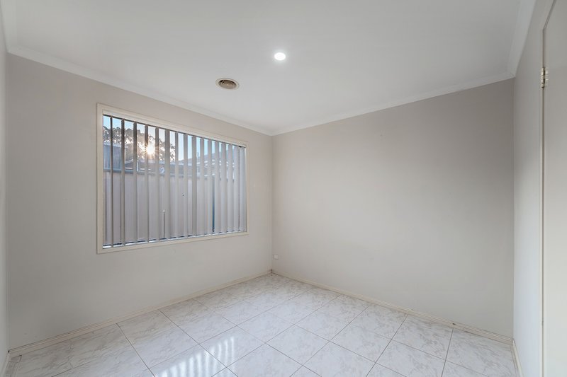 Photo - 59 Sandover Drive, Roxburgh Park VIC 3064 - Image 19
