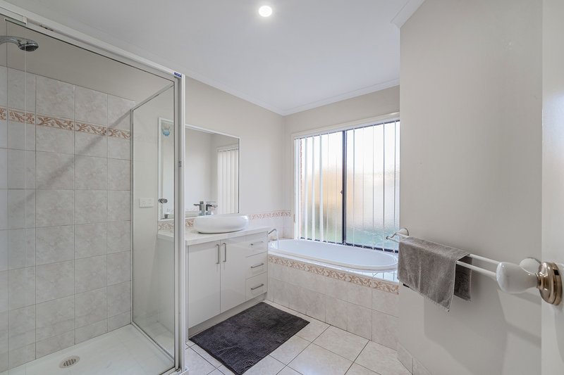 Photo - 59 Sandover Drive, Roxburgh Park VIC 3064 - Image 21