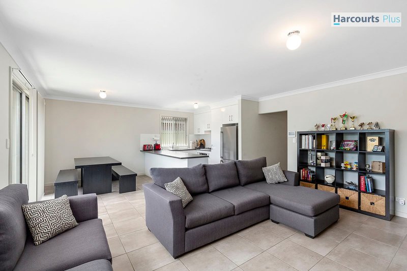 Photo - 59 Seaway Road, Hallett Cove SA 5158 - Image 2