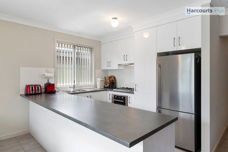 Photo - 59 Seaway Road, Hallett Cove SA 5158 - Image 4