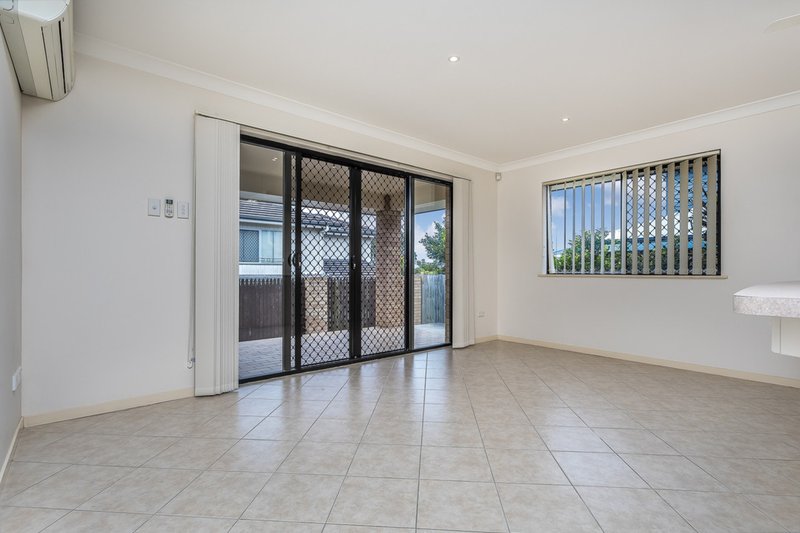 Photo - 59 Spencer Street, Aspley QLD 4034 - Image 2