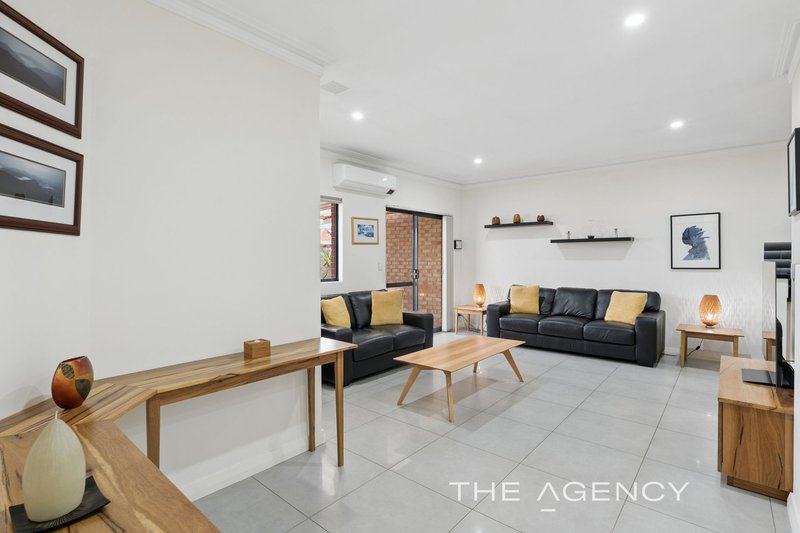 Photo - 5/9 St Marks Drive, Hillarys WA 6025 - Image 5