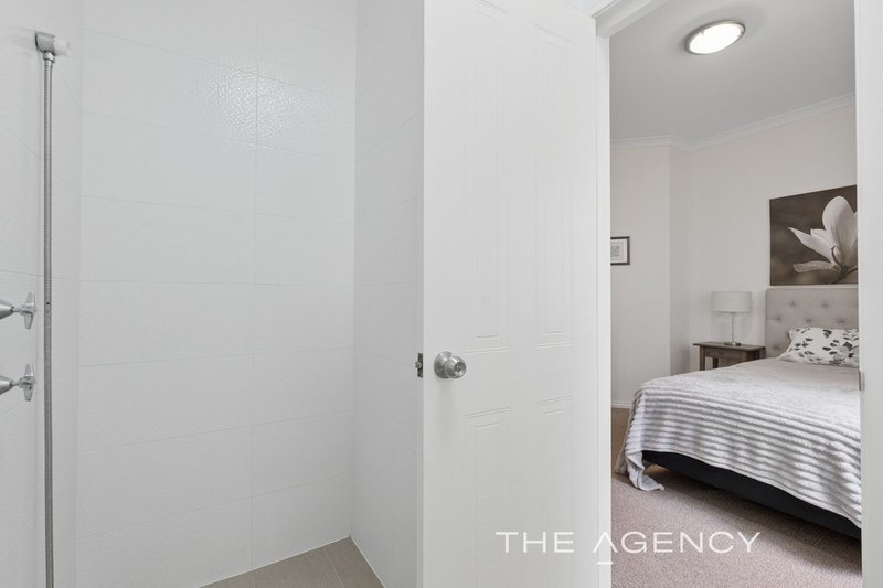 Photo - 5/9 St Marks Drive, Hillarys WA 6025 - Image 14