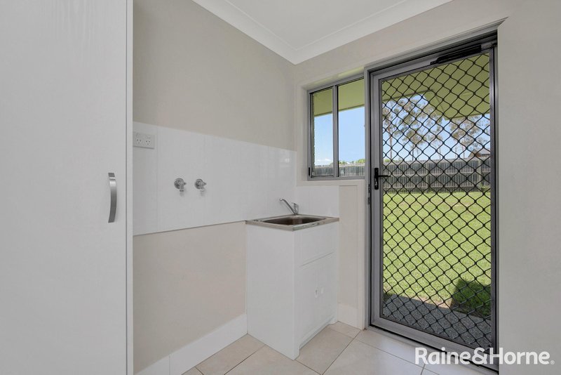 Photo - 59 Stern Road, Tannum Sands QLD 4680 - Image 17