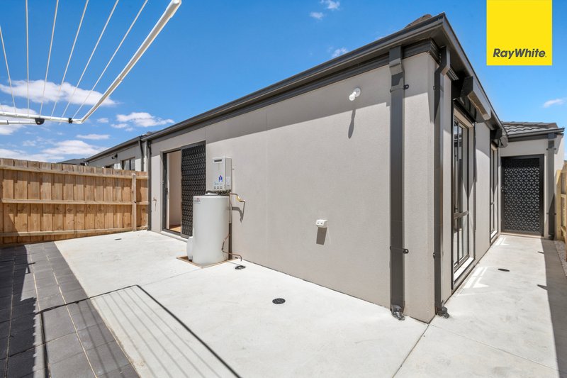 Photo - 59 Sumac Street, Brookfield VIC 3338 - Image 9