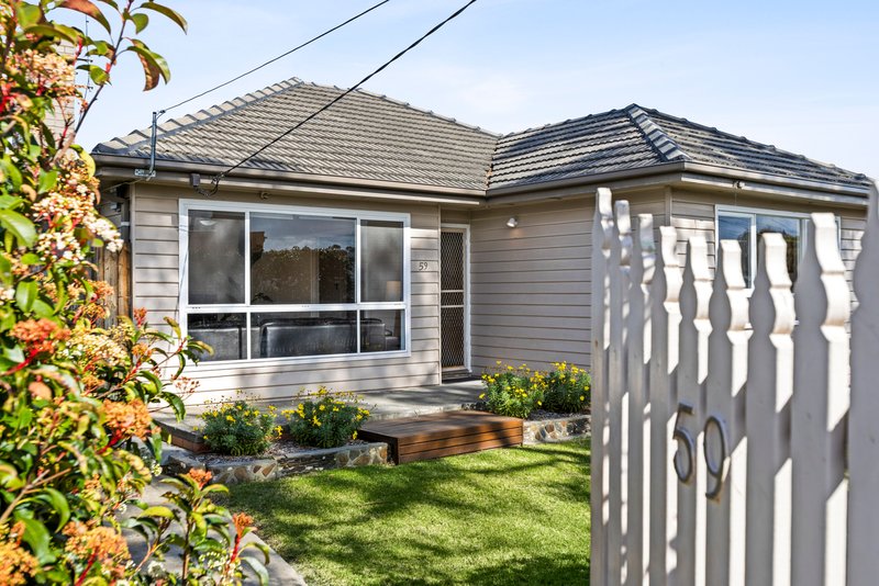 Photo - 59 Summit Avenue, Belmont VIC 3216 - Image 2