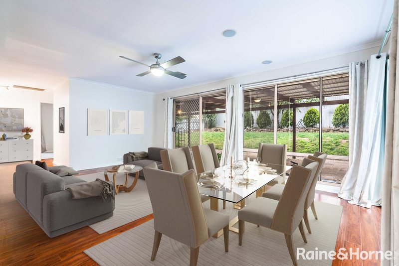 Photo - 59 Sunnymeade Drive, Aberfoyle Park SA 5159 - Image 8