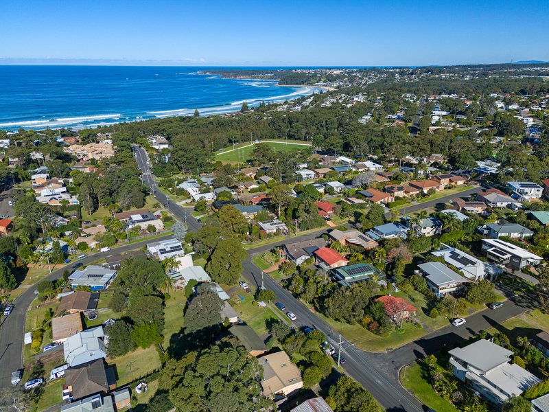 Photo - 59 Tallwood Avenue, Mollymook Beach NSW 2539 - Image 20