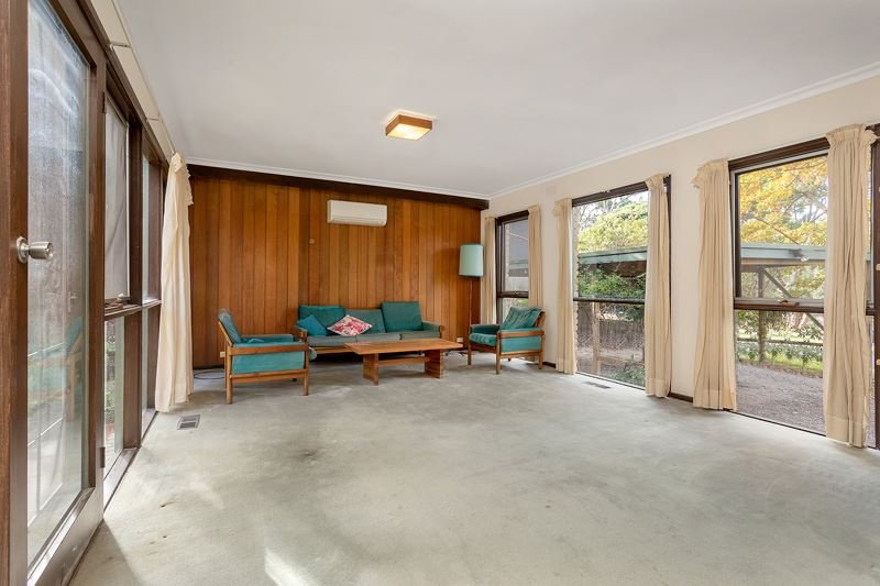 Photo - 59 Tarella Drive, Mount Waverley VIC 3149 - Image 5