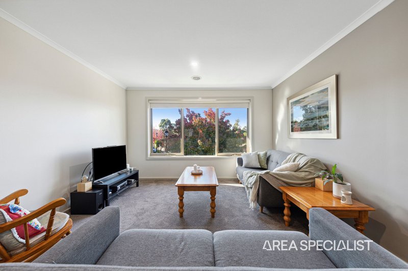 Photo - 59 The Circuit, Pakenham VIC 3810 - Image 17