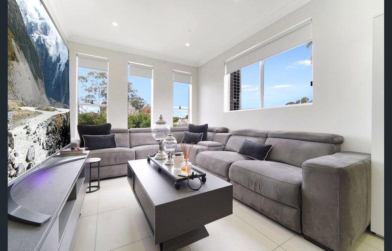 Photo - 59 Thornton Avenue, Bass Hill NSW 2197 - Image 2