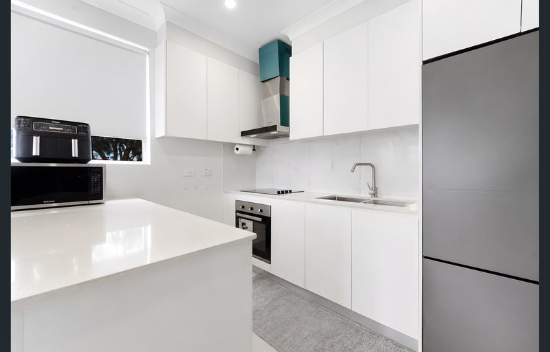 Photo - 59 Thornton Avenue, Bass Hill NSW 2197 - Image 3