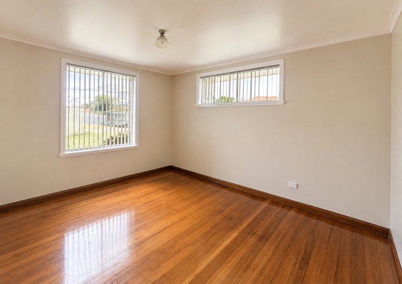 Photo - 59 Torquay Road, Devonport TAS 7310 - Image 6