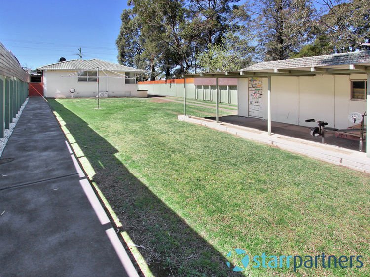 59 Warren Road, Woodpark NSW 2164