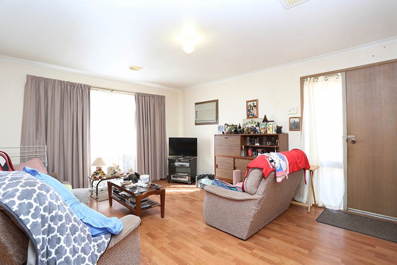 Photo - 59 Wilson Rd , Melton South VIC 3338 - Image 2