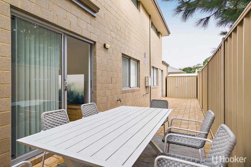 Photo - 5/90 Cooper Street, Mandurah WA 6210 - Image 17