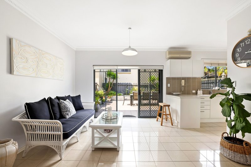 Photo - 5/90 Darley Street, Mona Vale NSW 2103 - Image 2