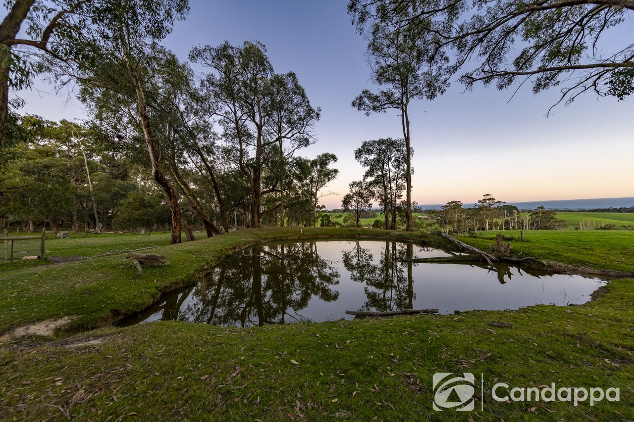 6-bedroom house at 590 Drouin-Korumburra Road, Drouin South, VIC 3818, Baw Baw, Victoria