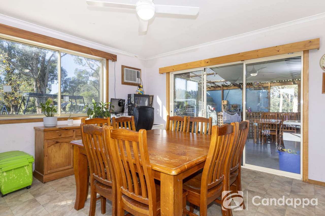 6-bedroom house at 590 Drouin-Korumburra Road, Drouin South, VIC 3818, Baw Baw, Victoria