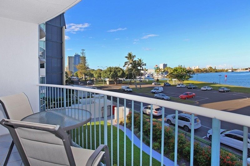 Photo - 5/90 River Esplanade, Mooloolaba QLD 4557 - Image 2