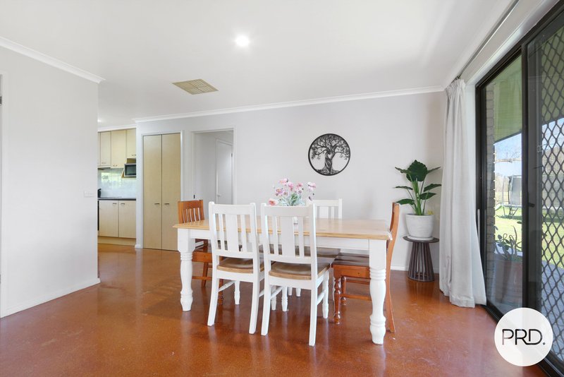 Photo - 591 Oliver Street, Lavington NSW 2641 - Image 6
