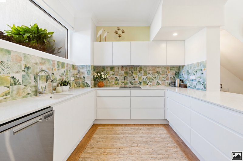 Photo - 59/100 Morala Avenue, Runaway Bay QLD 4216 - Image 2