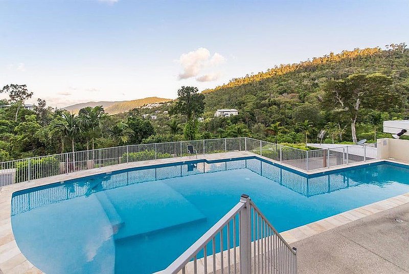 Photo - 59/15 Flame Tree Court, Airlie Beach QLD 4802 - Image 4