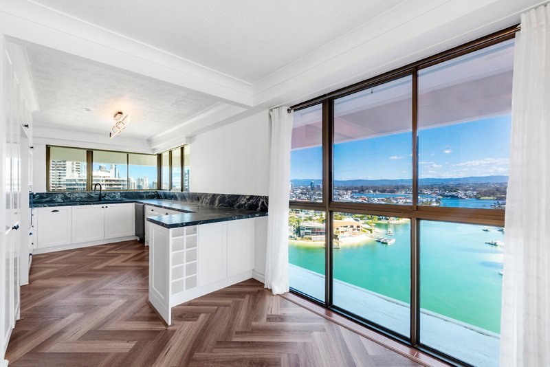 Photo - 59/18 Commodore Drive, Surfers Paradise QLD 4217 - Image 4