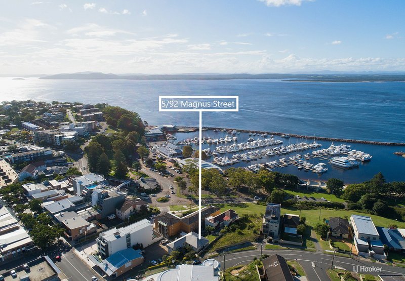 Photo - 5/92 Magnus Street, Nelson Bay NSW 2315 - Image 4